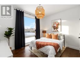 17 KEMP CRESCENT - 28