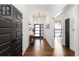 17 KEMP CRESCENT - 5