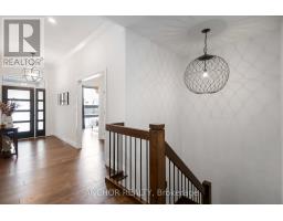 17 KEMP CRESCENT - 6