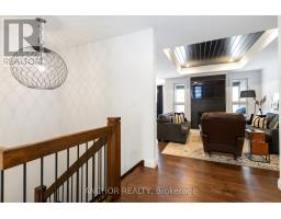 17 KEMP CRESCENT - 8