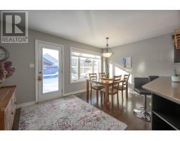 10 KINGFISHER COURT - 16