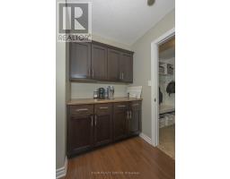 10 KINGFISHER COURT - 21