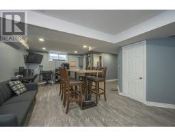 10 KINGFISHER COURT - 39