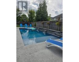 10 KINGFISHER COURT - 5