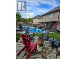 10 KINGFISHER COURT - 8