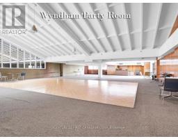 2405 - 389 DUNDAS STREET - 18