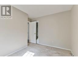 56 TOULON CRESCENT - 26