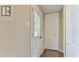 56 TOULON CRESCENT - 6