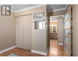 809 - 127 BELMONT DRIVE - 17