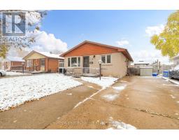 58 VILLENEUVE CRESCENT - 2