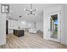 32 BRISCOE CRESCENT - 11