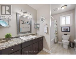 8 EAST WILLIAMS STREET - 24