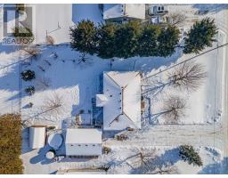 8 EAST WILLIAMS STREET - 44