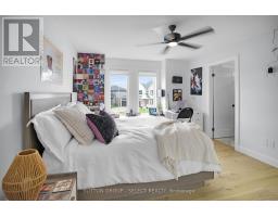 48 ROYAL CRESCENT - 22