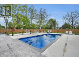 48 ROYAL CRESCENT - 45