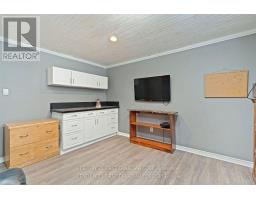 46 WESTLAKE DRIVE - 40