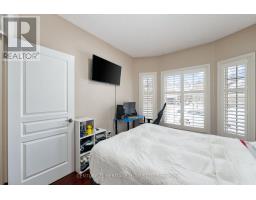 7 EDWIN DRIVE NW - 13