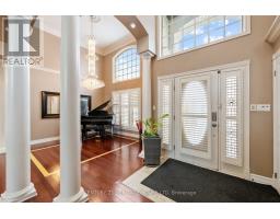 7 EDWIN DRIVE NW - 23