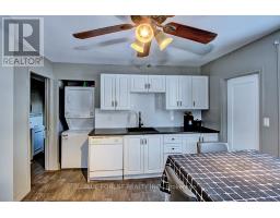 585 ELIZABETH STREET - 10