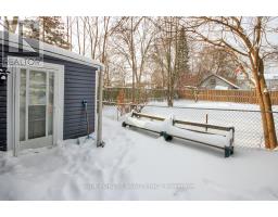 585 ELIZABETH STREET - 12