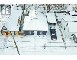 585 ELIZABETH STREET - 14