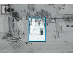 585 ELIZABETH STREET - 17