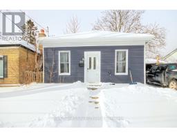 585 ELIZABETH STREET - 2