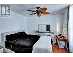 585 ELIZABETH STREET - 3