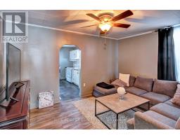 585 ELIZABETH STREET - 7