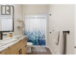 60 VICTORIA AVENUE W - 25