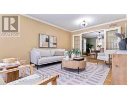 488 SUNNYSIDE CRESCENT - 5