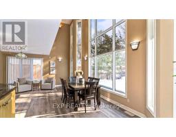 488 SUNNYSIDE CRESCENT - 9