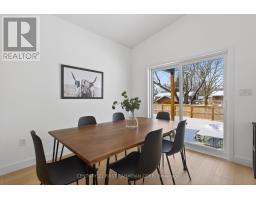 9 TWYNSTRA STREET - 18