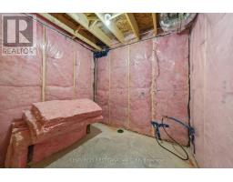 9 TWYNSTRA STREET - 33