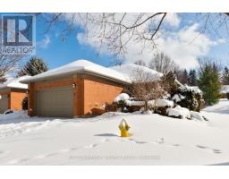 21 - 40 QUINELLA DRIVE - 2