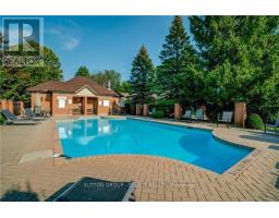 21 - 40 QUINELLA DRIVE - 44