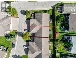 34 - 861 SHELBORNE STREET - 26