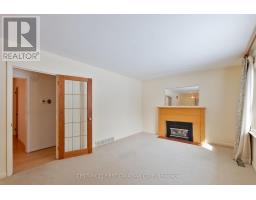 54 ALGONQUIN CRESCENT - 13