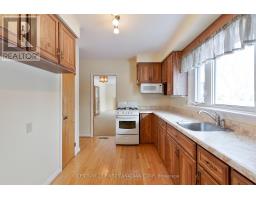 54 ALGONQUIN CRESCENT - 17