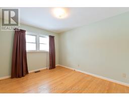 54 ALGONQUIN CRESCENT - 22