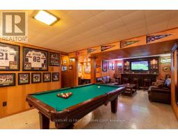 54 ALGONQUIN CRESCENT - 32