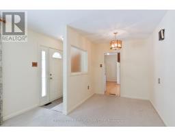 54 ALGONQUIN CRESCENT - 9