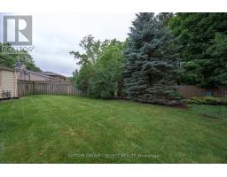 643 DUNBOYNE CRESCENT - 11