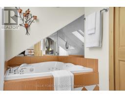 281 CATHCART STREET - 29