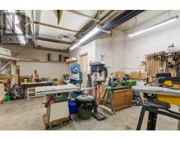 301 - 511 GAINSBOROUGH ROAD - 39