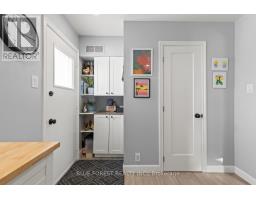 41 ELVIRA CRESCENT - 12