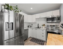 41 ELVIRA CRESCENT - 14