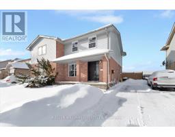 89 ERICA CRESCENT - 1