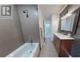 89 ERICA CRESCENT - 27