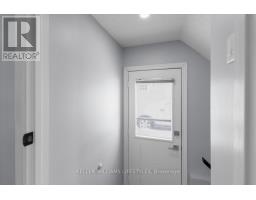 89 ERICA CRESCENT - 29